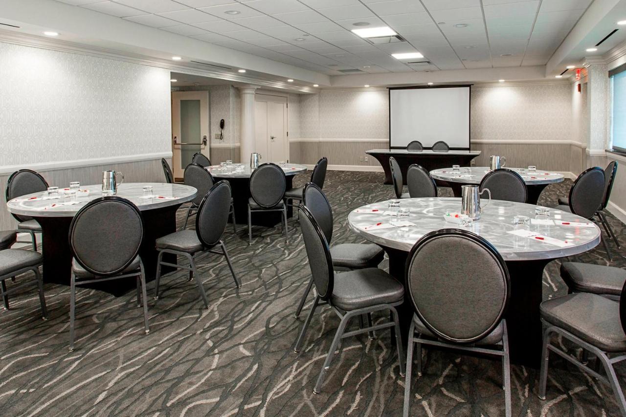 Rochester Airport Marriott Kültér fotó
